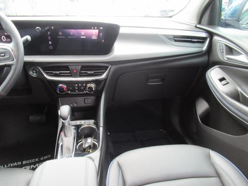 Used 2025 Buick Encore GX Sport Touring w/ Experience Buick Package FWD image 14