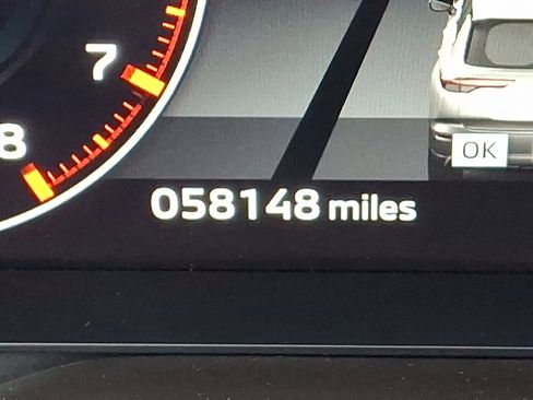 Used 2023 Mitsubishi Outlander SEL 40th Anniversary image 23