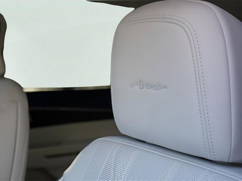 New 2026 Buick Enclave Avenir w/ Super Cruise Package image 11