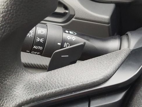 Certified 2025 Subaru Crosstrek 2.0i Premium AWD/4WD image 28