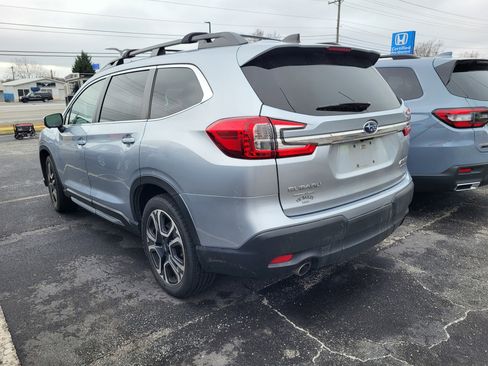 Used 2023 Subaru Ascent Limited w/ Technology Package image 6