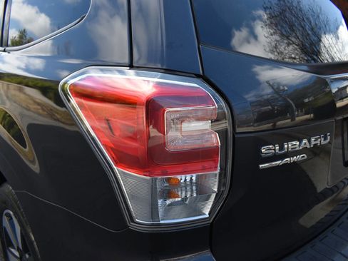 Used 2018 Subaru Forester 2.5i Premium w/ All-Weather Package image 37