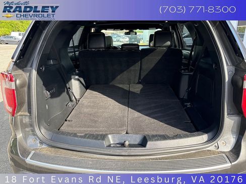 Used 2018 Ford Explorer Platinum AWD/4WD image 12