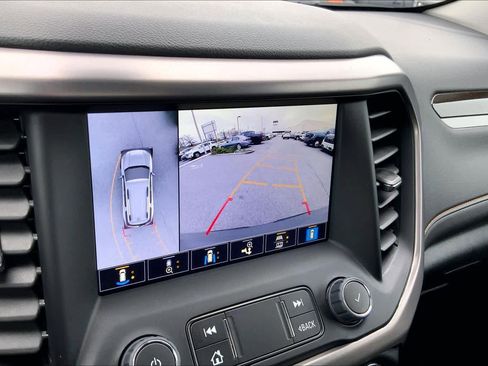 Used 2023 GMC Acadia AT4 w/ Technology Package AWD/4WD image 28