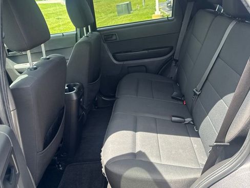 Used 2012 Ford Escape XLT w/ Class II Trailer Tow Pkg AWD/4WD image 6