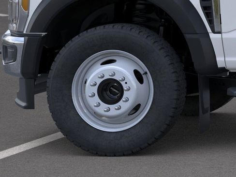 New 2026 Ford F450 XL w/ XL Chrome Package image 19