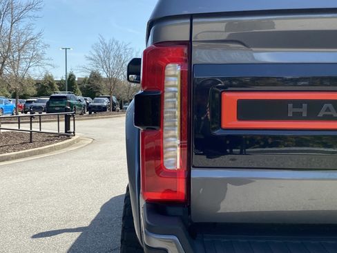 Used 2024 Ford F250 Lariat w/ Lariat Ultimate Package image 52