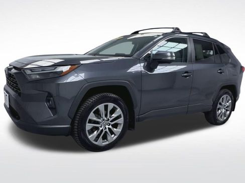 Certified 2022 Toyota RAV4 XLE Premium AWD/4WD image 21