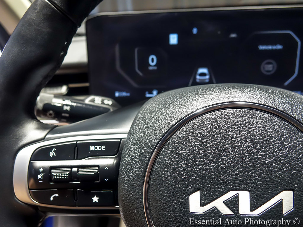 Used 2025 Kia K5 EX FWD image 18
