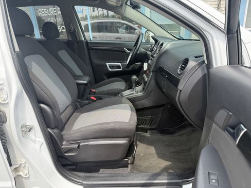 Used 2015 Chevrolet Captiva Sport LS image 12