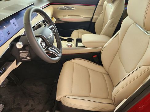 New 2026 Genesis GV70 2.5T Advanced AWD/4WD image 10
