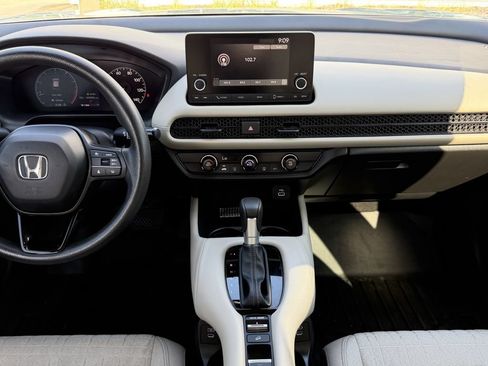 Used 2025 Honda HR-V LX image 15