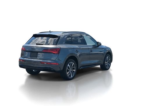 Used 2024 Audi Q5 2.0T Premium w/ Summer of Audi Package AWD/4WD image 8