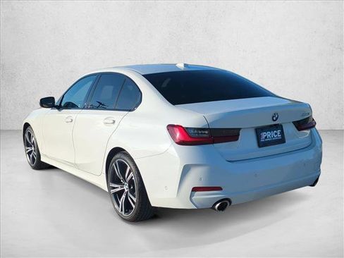 Used 2023 BMW 330i 330i w/ Parking Assistance Package image 8