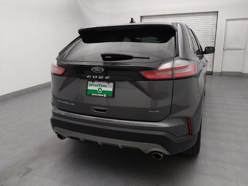 Used 2024 Ford Edge Titanium image 7
