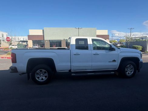 Used 2017 GMC Sierra 1500 SLE image 7