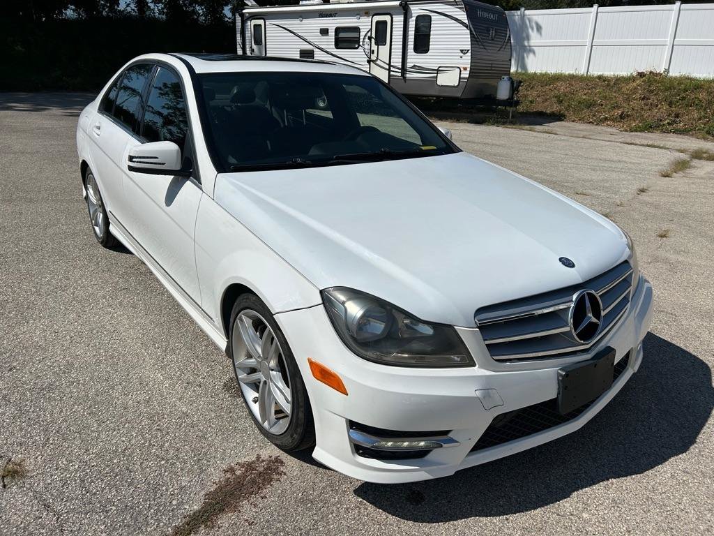 Used 2013 Mercedes-Benz C 300 4MATIC Sedan image 7