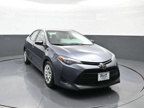 Used 2018 Toyota Corolla LE w/ Body Protection Package FWD image 3