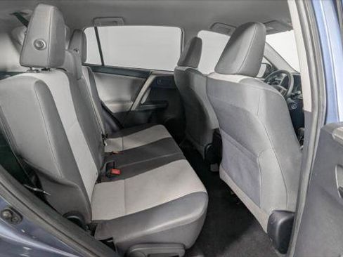 Used 2014 Toyota RAV4 LE image 21