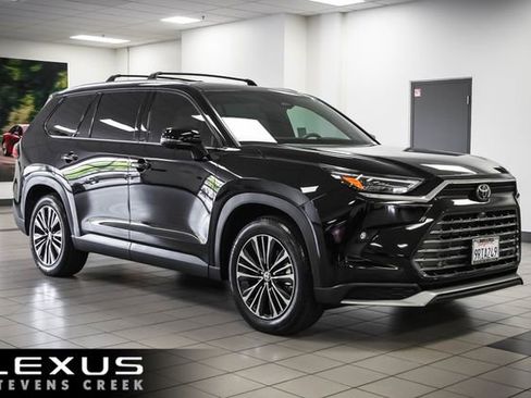 Used 2024 Toyota Grand Highlander AWD Hybrid image 1