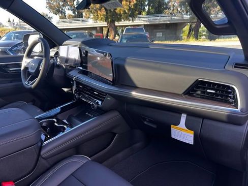 New 2026 Chevrolet Tahoe Premier AWD/4WD image 28