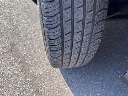 Used 2022 Toyota RAV4 LE AWD/4WD image 39