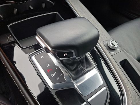 Used 2020 Audi A4 2.0T Premium Plus w/ Premium Plus Package AWD/4WD image 16