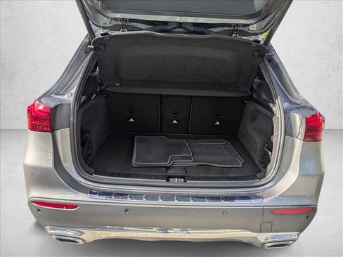 Certified 2024 Mercedes-Benz GLA 250 image 6