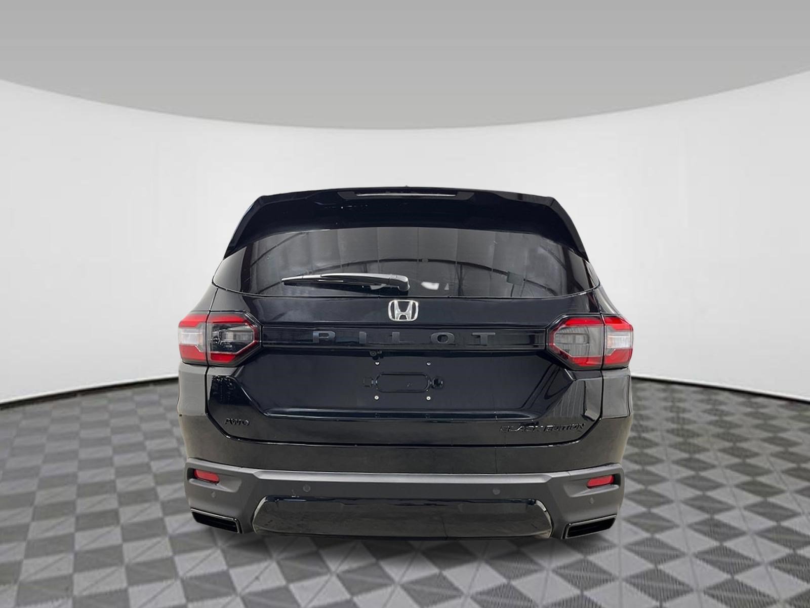 New 2026 Honda Pilot Black Edition image 5