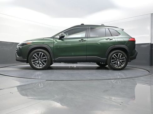 Used 2026 Toyota Corolla Cross XLE w/ Convenience Package image 2