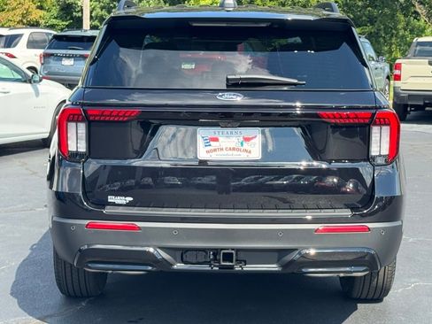 New 2025 Ford Explorer ST-Line w/ Premium Package image 19