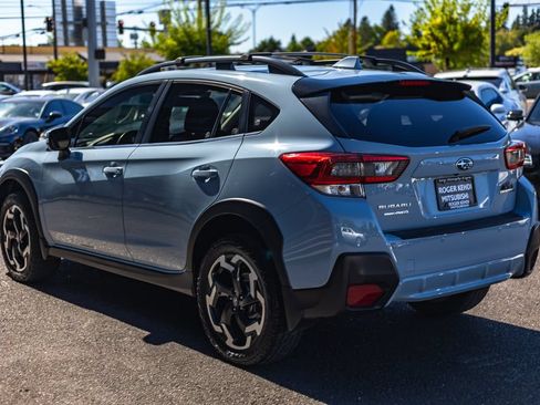 Used 2022 Subaru Crosstrek 2.5i Limited w/ Moonroof Package 2 AWD/4WD image 9