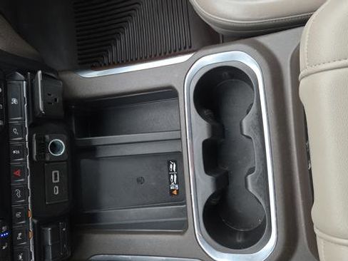 Used 2020 GMC Sierra 1500 SLT w/ SLT Premium Plus Package image 39