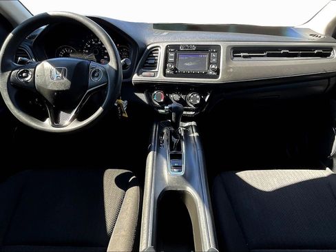 Used 2017 Honda HR-V LX image 14