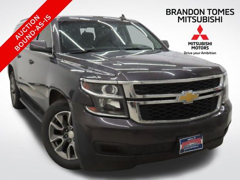 Used 2017 Chevrolet Suburban LT AWD/4WD image 1