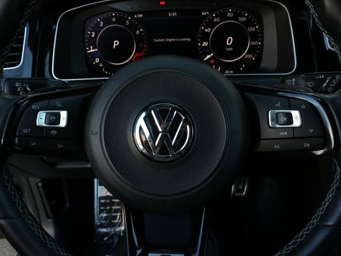 Used 2019 Volkswagen Golf 4-Door AWD/4WD image 42