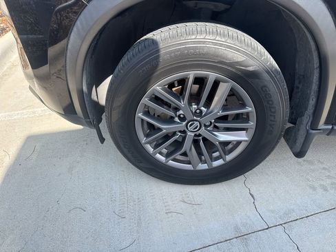 Used 2021 Nissan Rogue S image 8