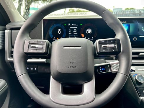 Used 2026 Hyundai Santa Fe SEL FWD image 13