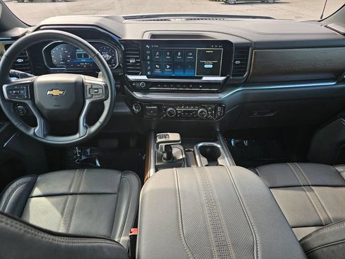 Certified 2024 Chevrolet Silverado 1500 High Country w/ Technology Package AWD/4WD image 26