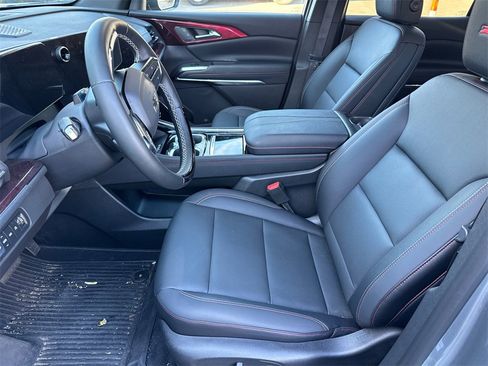 Used 2026 Chevrolet Traverse Z71 w/ Enhanced Driving Package image 10