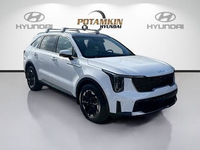 Used 2025 Kia Sorento S w/ Panoramic Sunroof Package