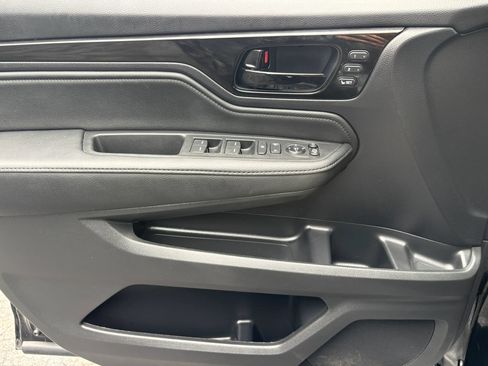 Used 2025 Honda Odyssey Elite image 22