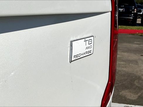 Used 2023 Volvo XC90 T8 Plus w/ Protection Package Premier image 8