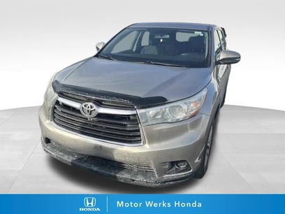 Used 2015 Toyota Highlander LE