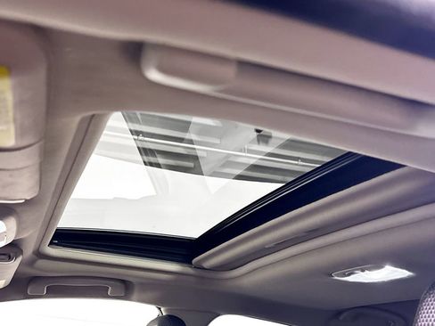 Certified 2024 Subaru Crosstrek 2.0i Premium image 19