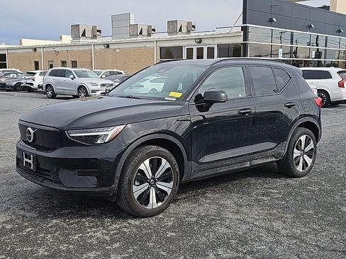 Used 2023 Volvo XC40 Recharge Core w/ Protection Package Premier image 15
