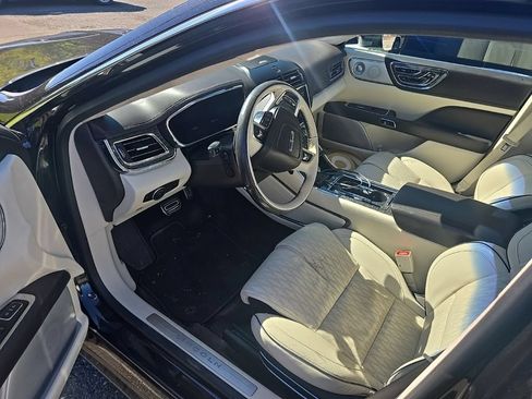 Used 2017 Lincoln Continental Black Label w/ Rear-seat Package AWD/4WD image 2