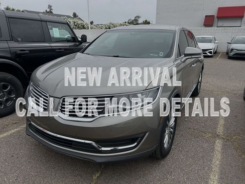 Used 2016 Lincoln MKX Select image 1