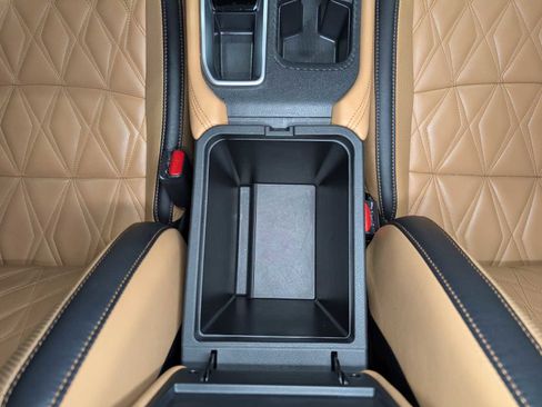 Used 2022 Nissan Sentra SV w/ SV Premium Package image 20