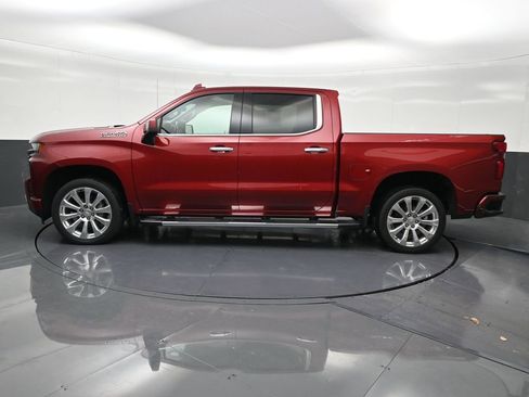 Used 2020 Chevrolet Silverado 1500 High Country w/ Technology Package image 2